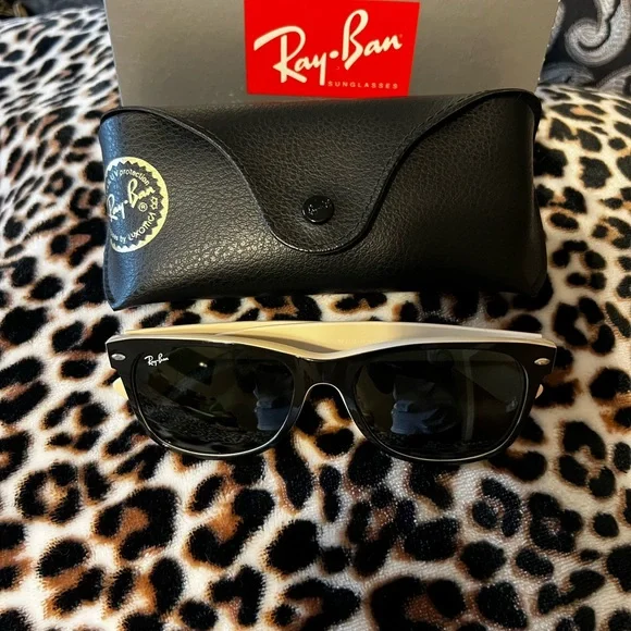 Ray-Ban | Accessories | Rayban Wayfarer Black On Beige 